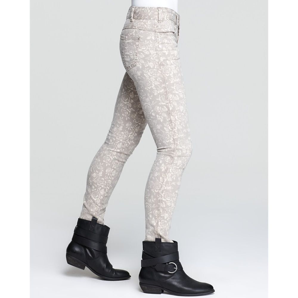 Free People Millennium Floral Skinny Jeans Sz‎ 28
